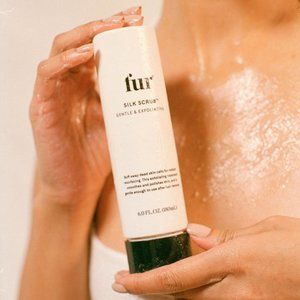 🏷️NEW/SEALED Fur Silk Scrub For Gentle Exfoliation & Ingrown Prevention - 6 oz